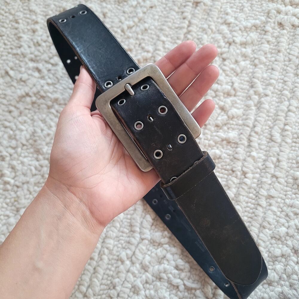 Vintage Banana Republic Black Leather Grommet Belt Made in Italy Sz 34